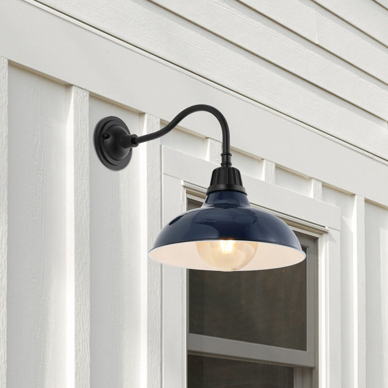 Manderfeld Iron Wall Light, Navy
