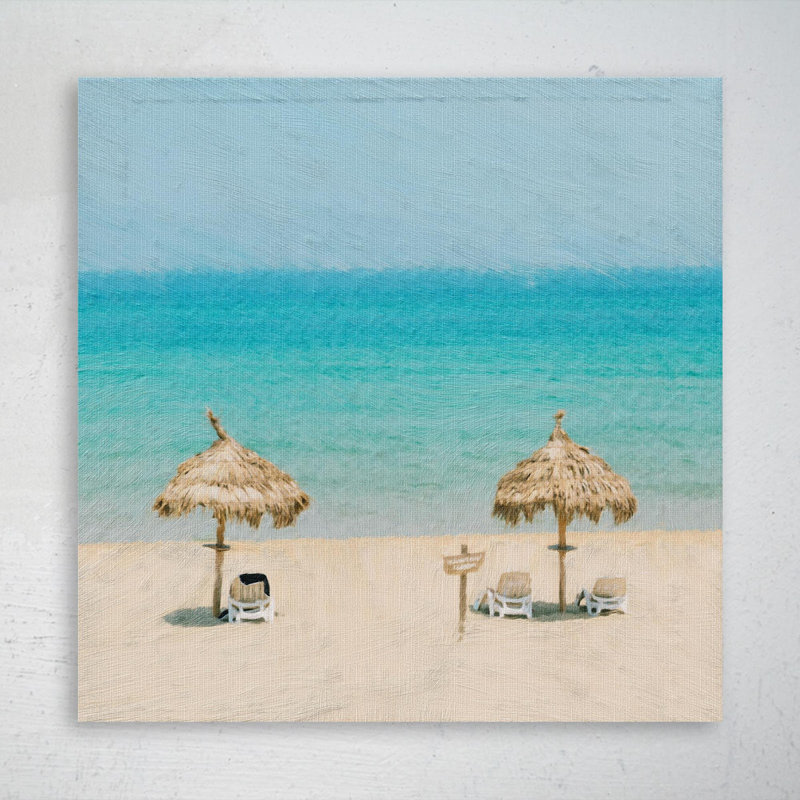 Chaises longues en bois brun sur la plage pendant la journée - reproduction d'art graphique carré sur toile tendue