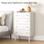 Commode à 4 tiroirs Burt, grande commode avec poignée dorée pour chambre à coucher-533012001
