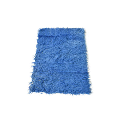 Tapis bleu Iraheta