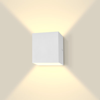 Luxrite Square LED Up And Down Wall Sconce, 5 Colour Options, 15W, 1000 Lumens, ETL Listed, Black