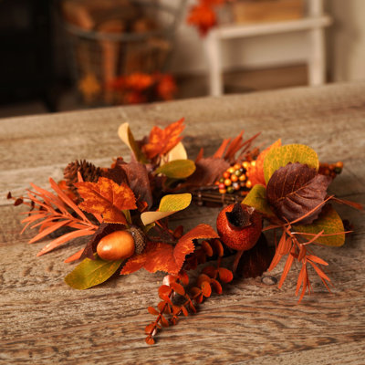 Faux Polyester 25cm Wreath