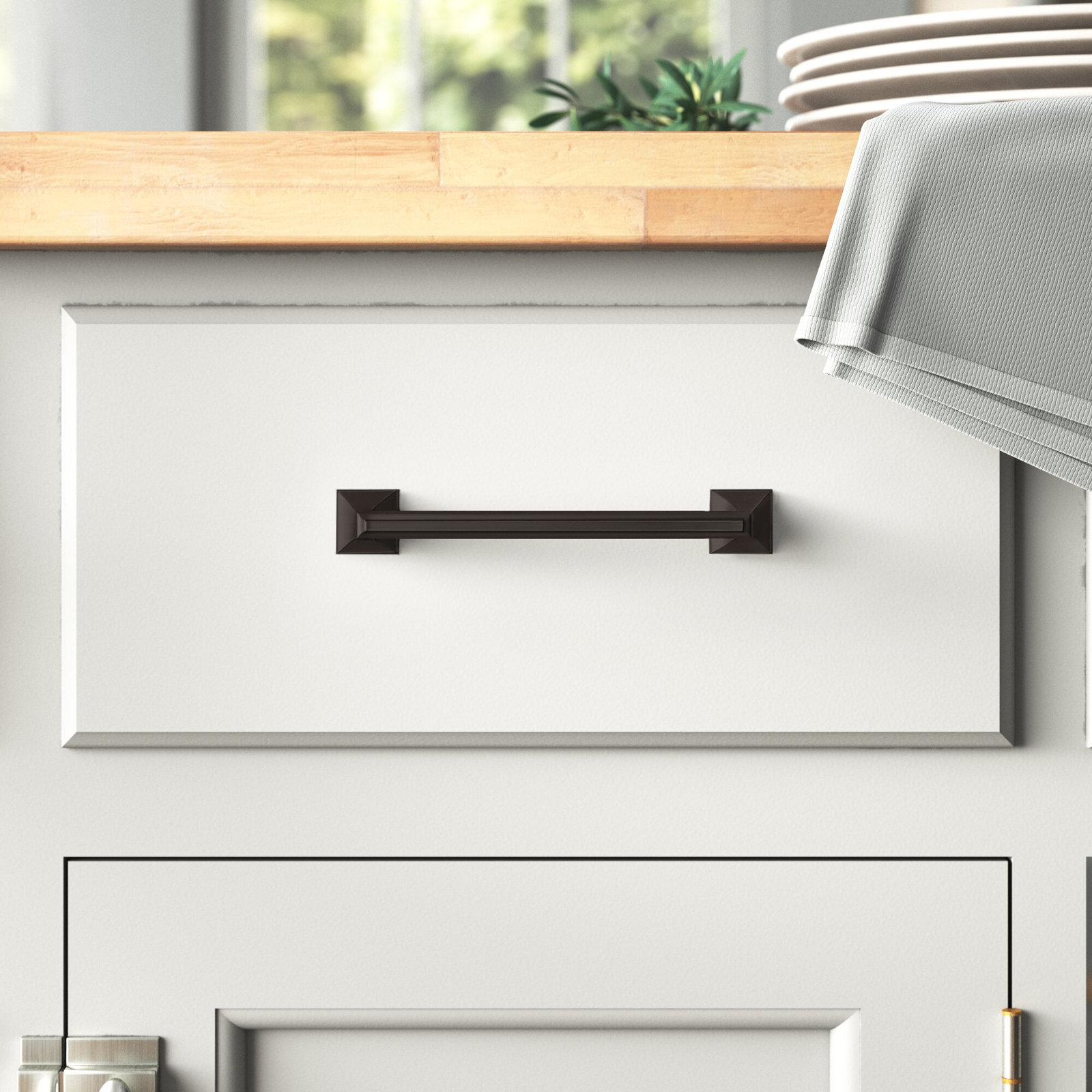 Mulholland Bar Cabinet Pull, Black Bronze, 5.0625"