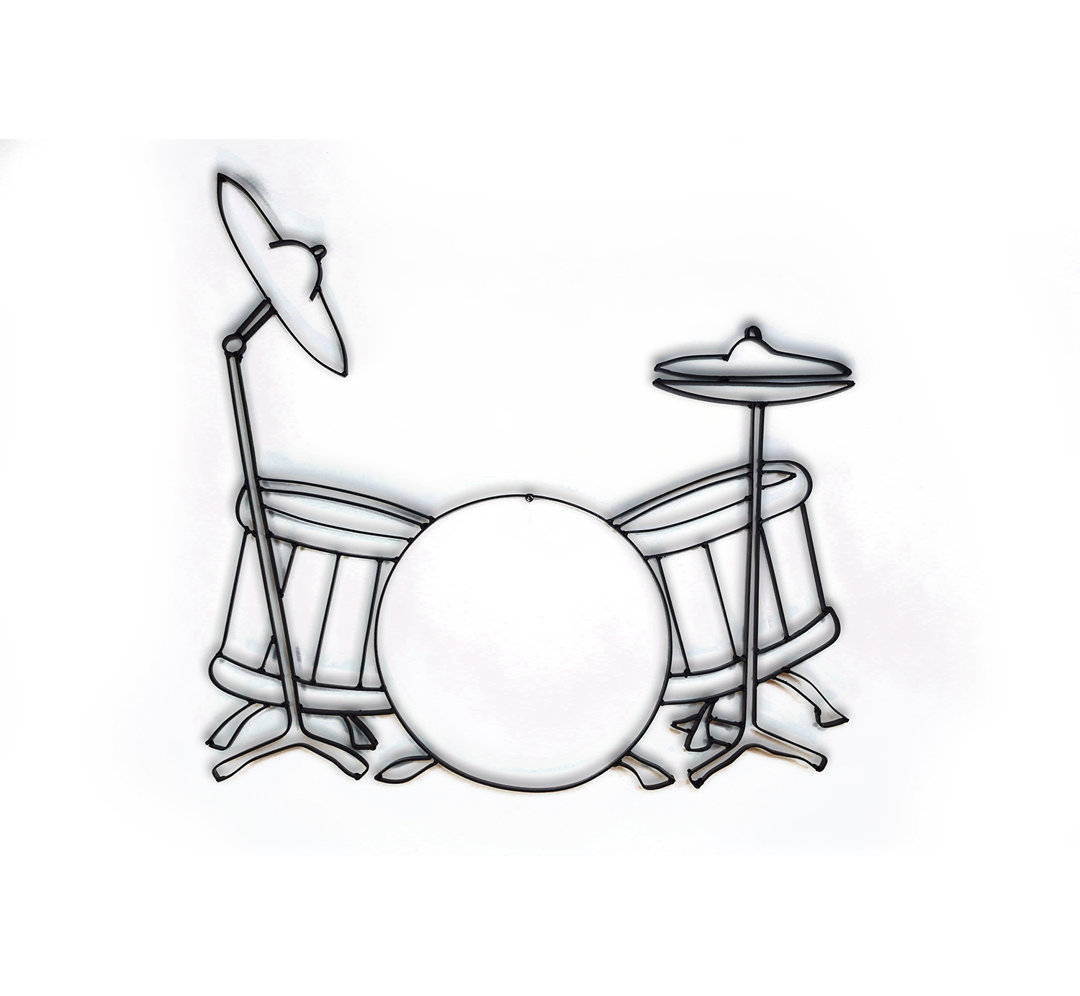 Handmade Traditional People Wall Decor on Metal Winston Porter