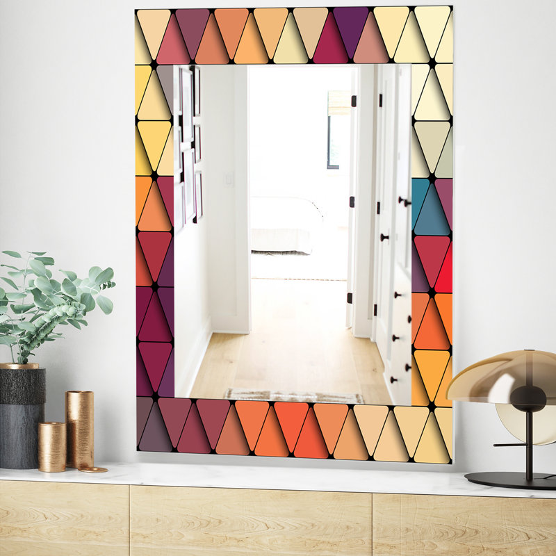 La couleur triangulaire Fields moderne et contemporaine Miroir, Jaune / Rouge / Brun, H 39,4 po x l 29,5 po