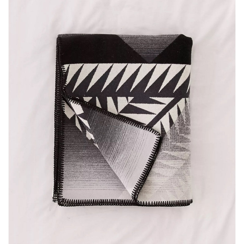 Pendleton Nike Throw