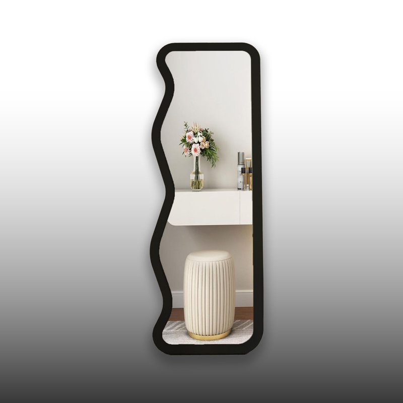 Miroir d'appoint pleine longueur The Elowen, Noir, noir, noir, noir