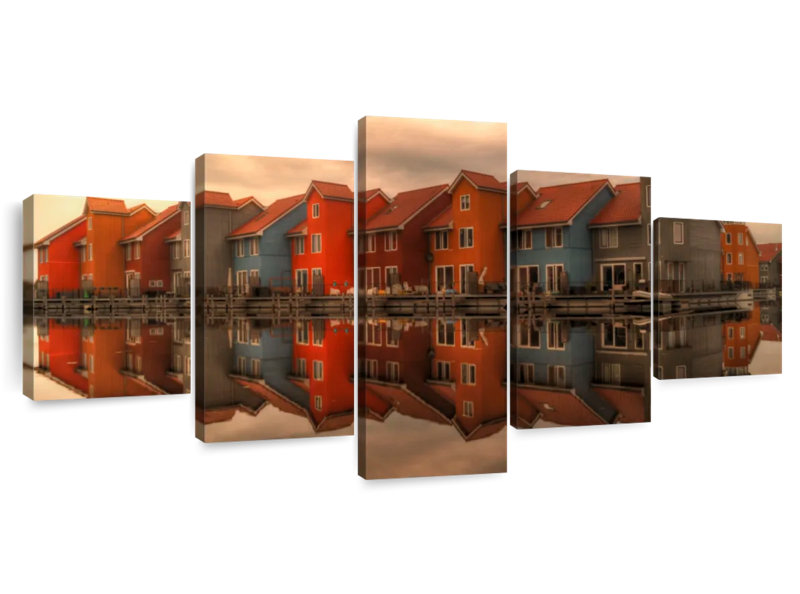 Harbor Town Houses