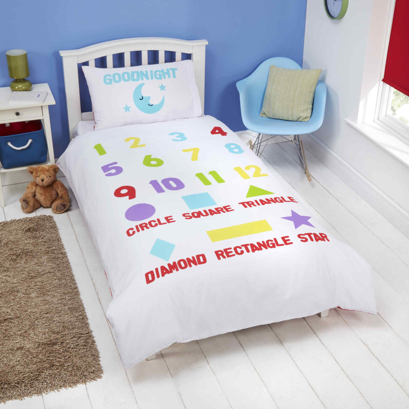 White/Red 132 TC Reversible Duvet Cover Set, Single - 1 Standard Pillowcase