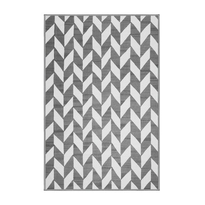 Kentwain Performance Chevron Indoor Rug