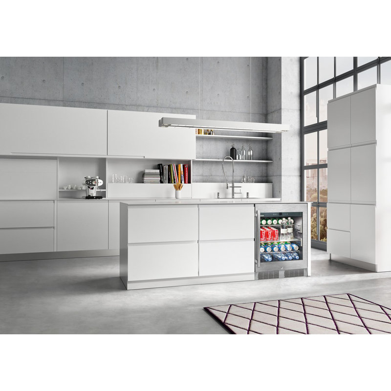 Liebherr 23.56'' W Built-In Beverage Cooler