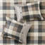 639891570-E60E Bedding