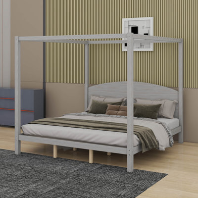 Très grand lit plateforme à baldaquin avec tête de lit et pieds de support
