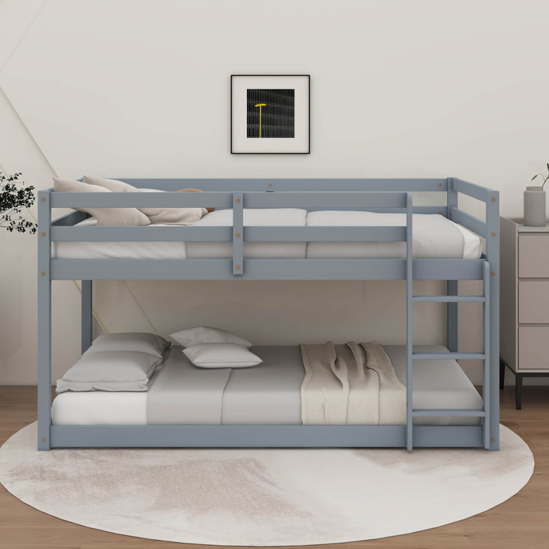 Lit superposé simple au-dessus d'un lit simple en bois d'hévéa avec échelle, gris