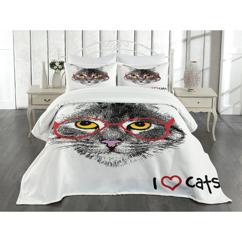 Ambesonne Kitten Bedspread Nerd Cat with Glasses, King Bedspread + 2 Standard Shams