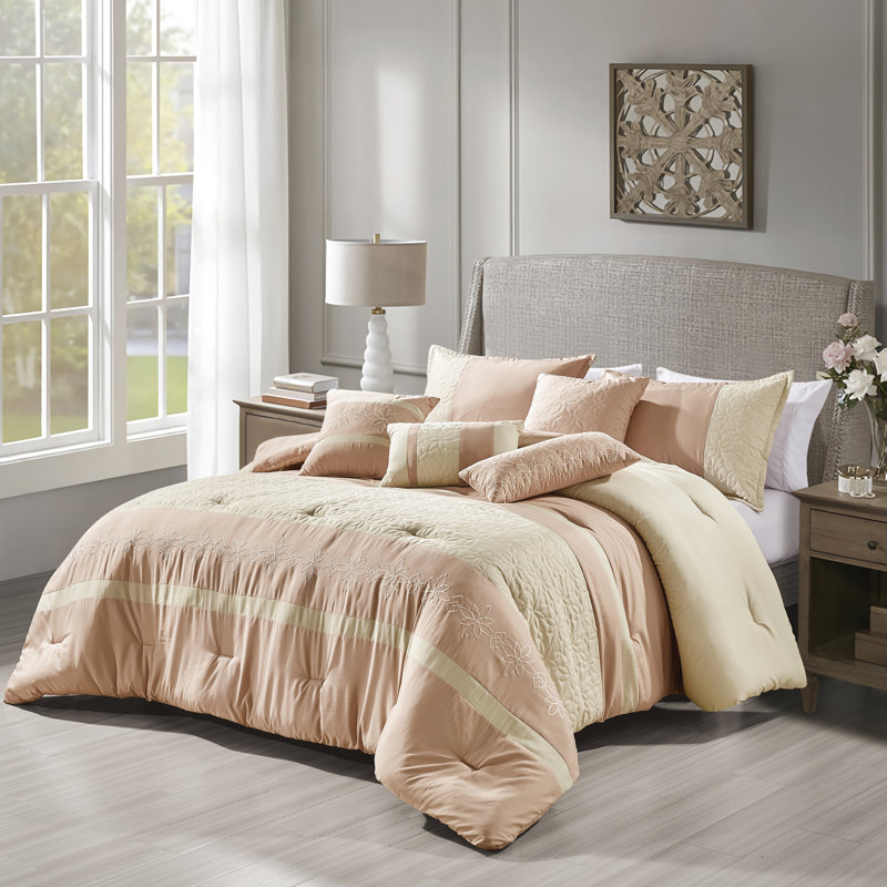 Shadha Luxury Comforter Set, King Comforter + 2 Shams + 4 Throw Pillows