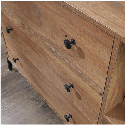 Commode avec tiroirs spacieux et tablettes ouvertes, finition brune