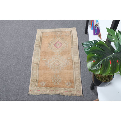 Handmade Beige Wool Kilim Rug with Muted Anatolian Design Perfect for Entryways and Small Spaces