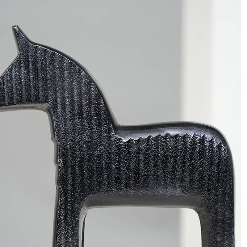 Black Ribbed Horse Sculpture  Aluminum Table Décor-6.8"