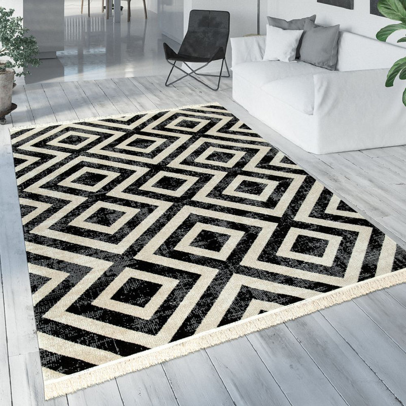 Middleham Geometric Indoor / Outdoor Area Rug, Rectangle 240 x 340cm