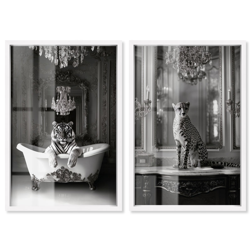 «Animal Bathroom Ornate» par Art Remedy, H 32 po x l 44 po, Blanc