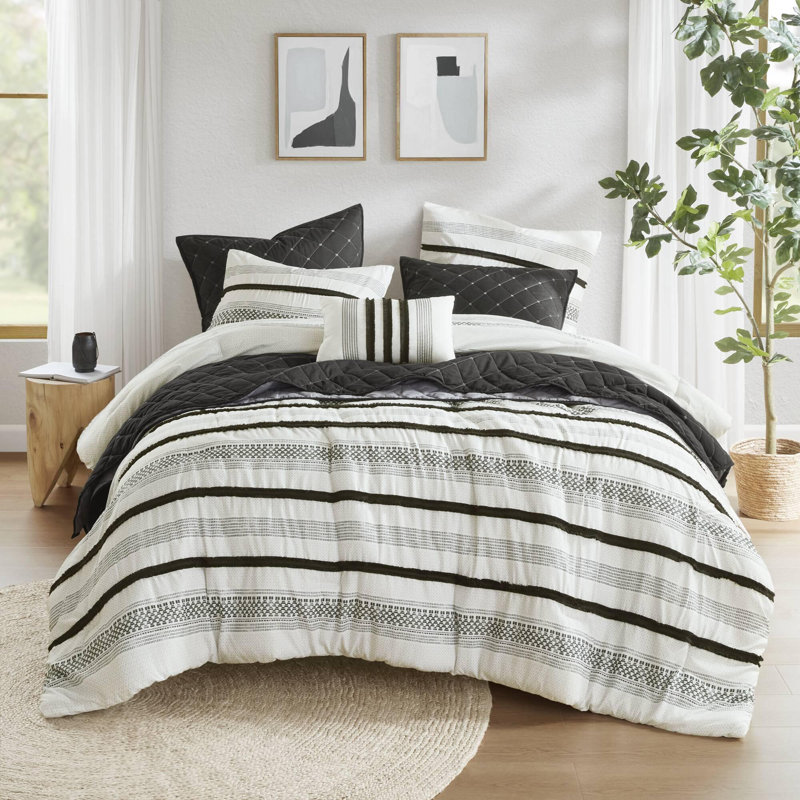 Polyester Comforter and Quilt Set of 7, Full Comforter + 6 Additional Pieces