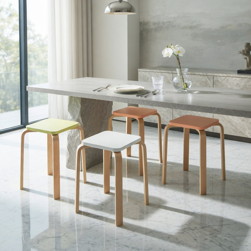  Ensemble de 4 tabourets empilables carrés colorés en bois avec patins en feutre, peuplier multicolore et bois de bouleau, naturel