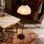 Lampe sur pied arquée moderne et scandinave moderne avec abat-jour festonné en lin