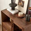 commode de rangement rétro en noyer-477750789