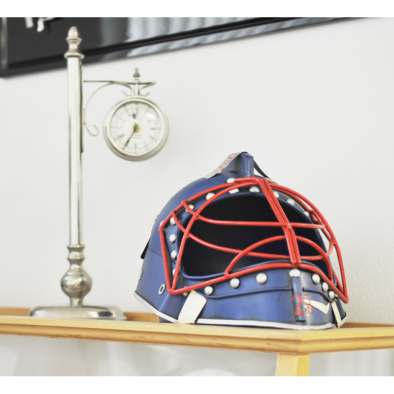 Sculpture de casque baseball Southborough