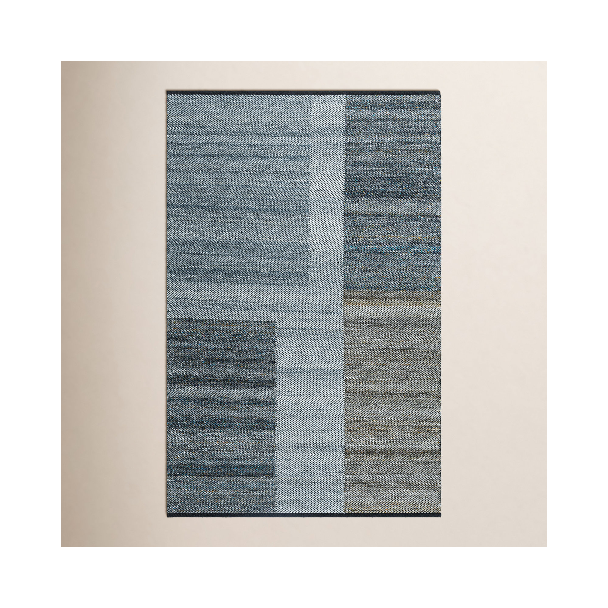 Campbelle Rustic Hand Woven Indoor/Outdoor Area Rug, Rectangle 9' x 12'
