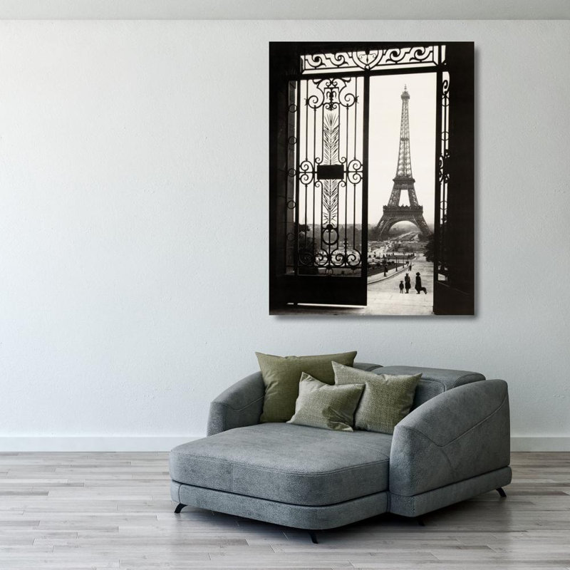 The Eiffel Tower, 1925 IMA-U251, 37'' H x 28'' W