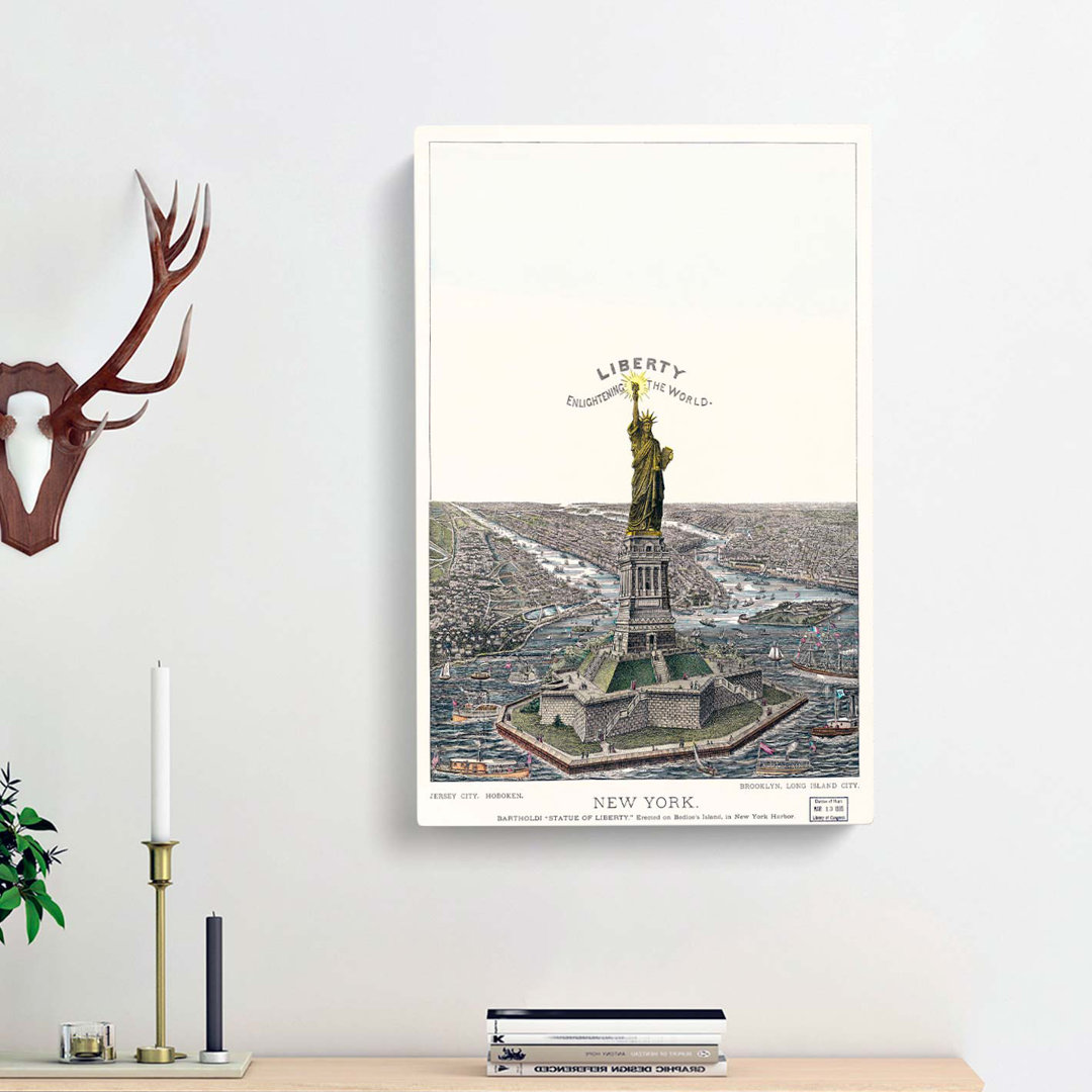 Statue Of Liberty In New York - Wrapped Canvas