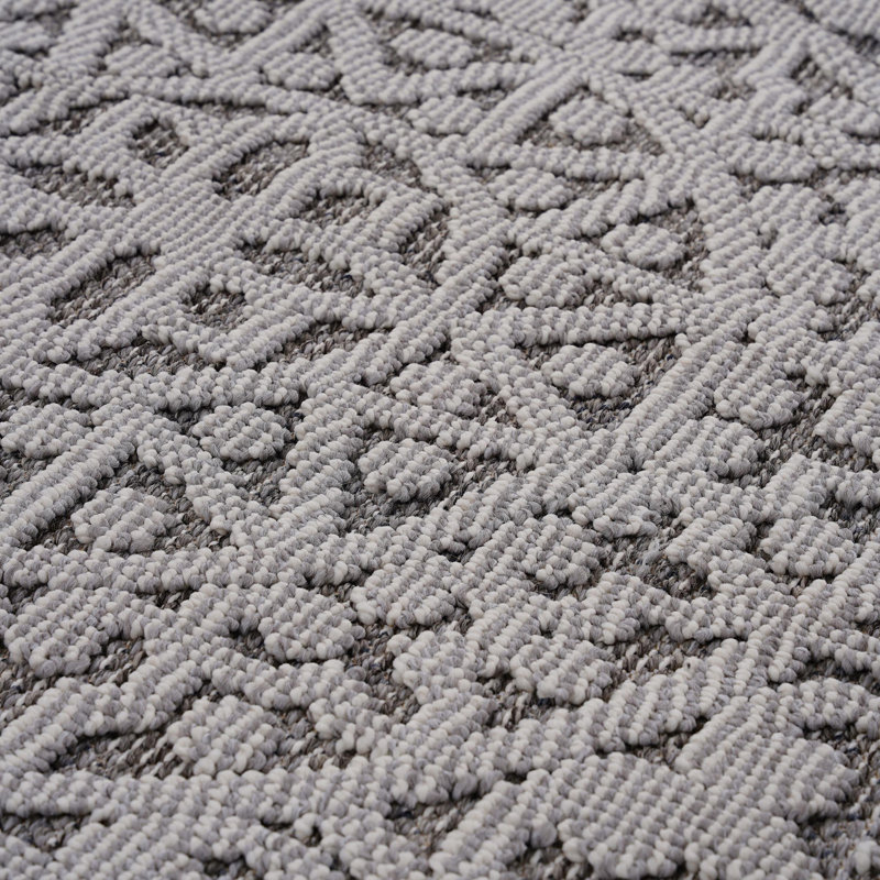Indoor/Outdoor Area Rug, Rectangle 7'9" x 10'