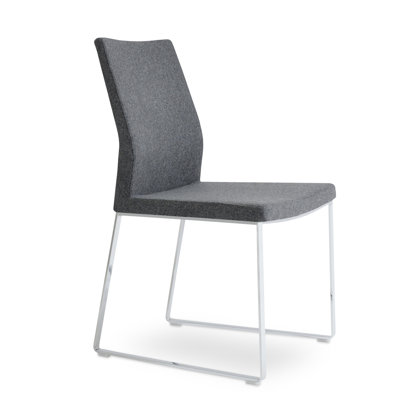 Chaise d'appoint en laine Pasha