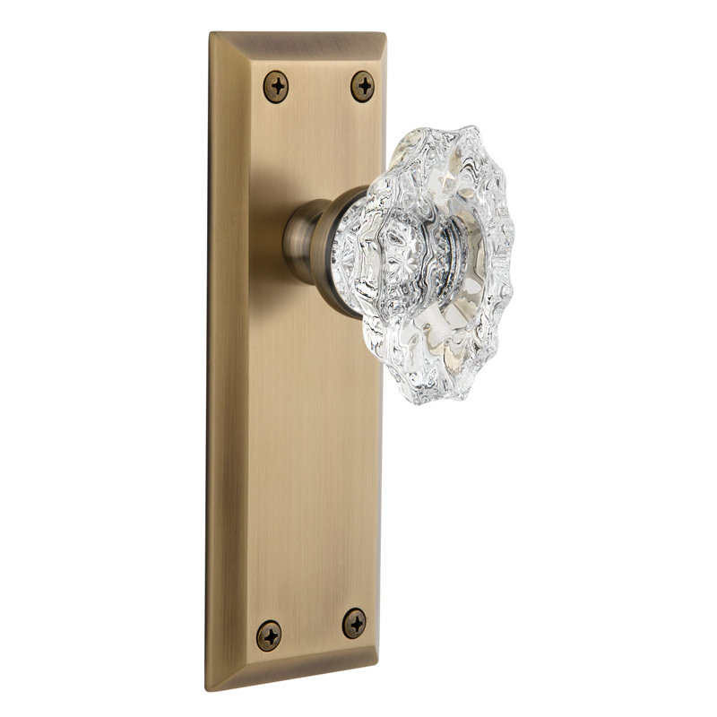 Grandeur Fifth Avenue Plate Privacy with Biarritz Crystal Door Knob, Vintage Brass, 2 3/8"