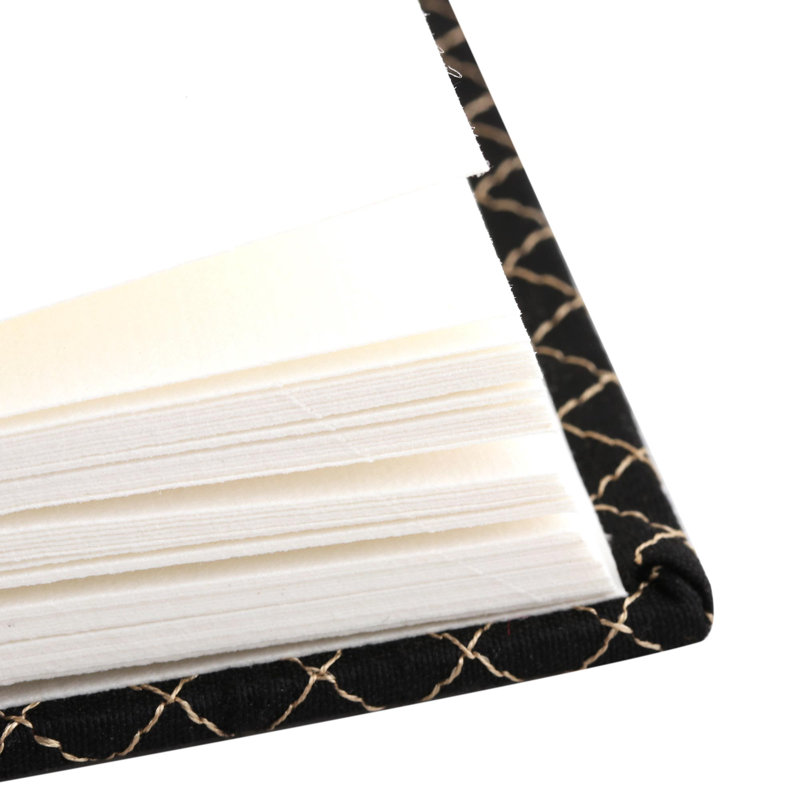 NOVICA diamants magiques et journal brodé
