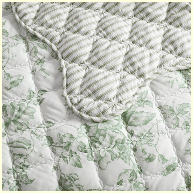 4-Piece King Solid Green Quilt Set with Decorative Pillow