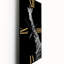 Gros plan sur une horloge murale I-2034206688