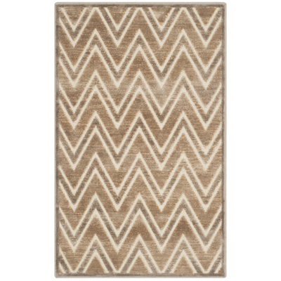 Tapis performance à chevrons Haileymarie