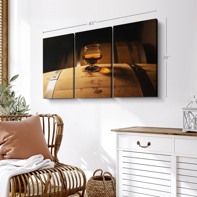 «Whiskey Glass On Barrel» sur toile, H 28 po x l 45 po x P 1,25 po
