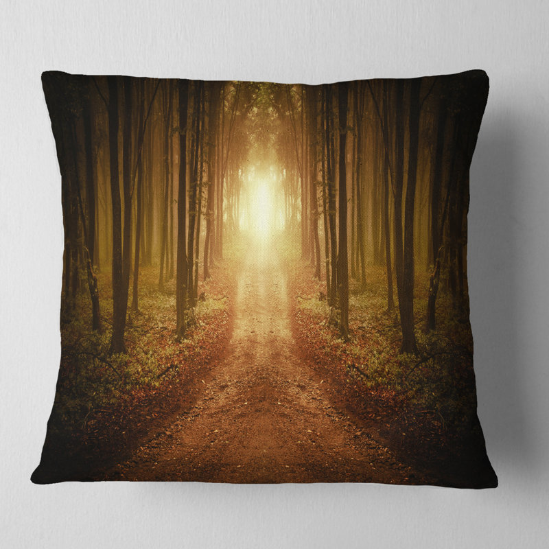 Coussin de paysage avec forêt symétrique, 16 po x 1 po, Coussin décoratif