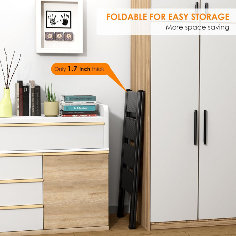Aluminum Step Ladder, Black