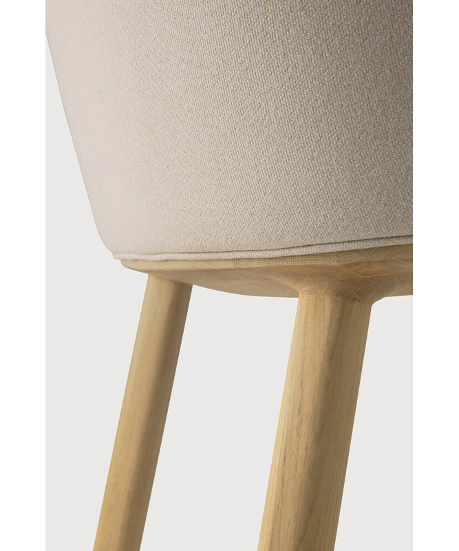 Unda dining chair - varnished oak - black - Charcoal fabric 61/58/81, Salt/Oak