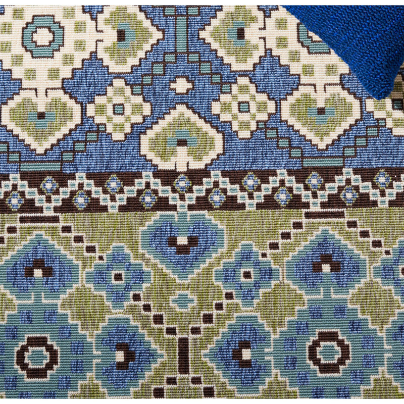 Embyr Performance Ikat Indoor/Outdoor Area Rug, Rectangle 5'3" x 7'7"