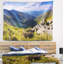 Tapisserie paysage paysage de montagnes d'été sous un ciel bleu-28492249