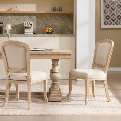 De 2 chaises de salle à manger rembourrées de style champêtre avec dossier en éventail, doux, décoration, style tréfilage, démontable, rembourrage beige, ornements, style design,