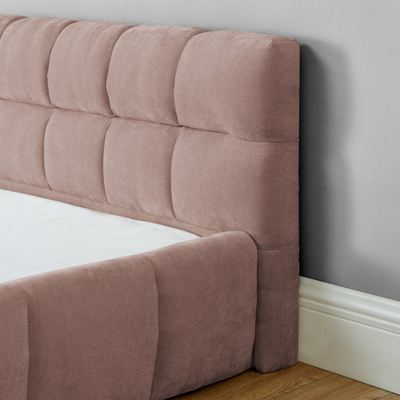Lit plateforme tapissier très grand, tissu en chenille épais rose, tête de lit, cadre de lit rose facile à assembler, avec ambiance de chambre à coucher simple