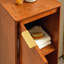Armoire pour salle de bain et armoire à linge avec tablettes réglables