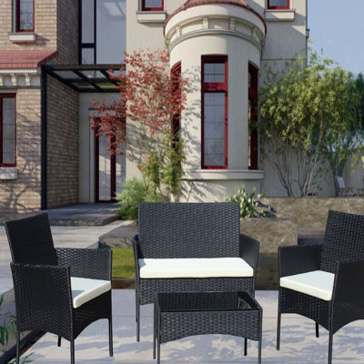 Ensemble de 4 chaises de patio rembourrées beiges pour un coin agréable